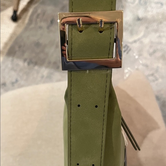 Universal Thread Green Slouchy Crescent Sling Handbag/NWT - Picture 9 of 11